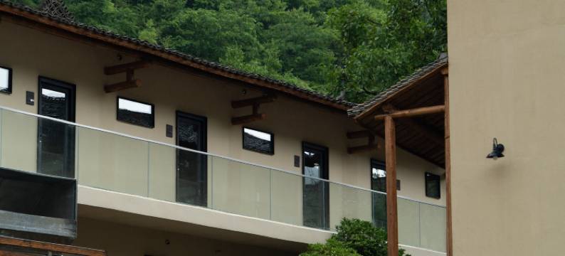 鹿柴山集八亩溪谷度假社区(宁陕店)图片