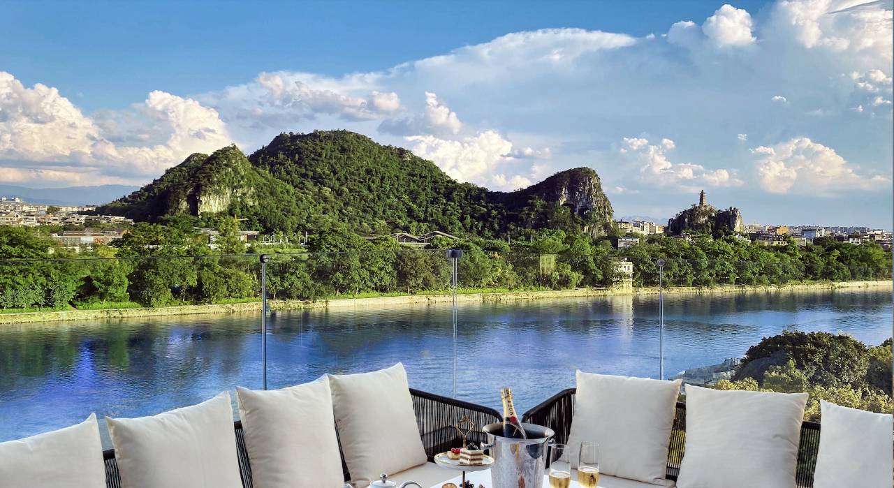 桂林漓江俏CIAO酒店(两江四湖象鼻山店)图片