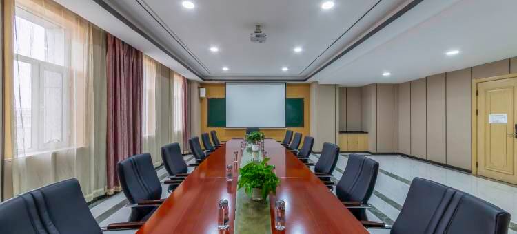 五原温馨酒店图片