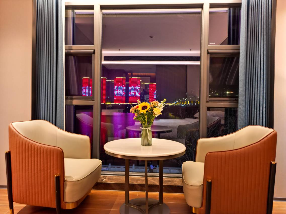 博远•滨江酒店(慈利火车站人民广场店)图片