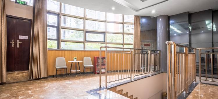 宜佳怡酒店(九龙坡巴国城店)图片