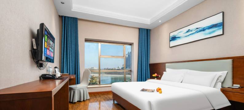 天安禧宴假日酒店(社旗滨河南路店)图片