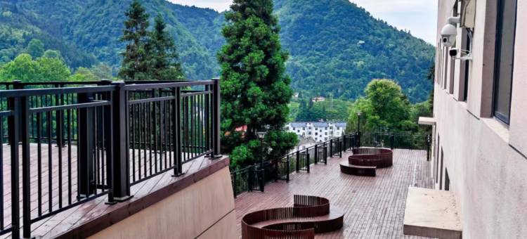 井冈山长天启航大酒店(井冈山风景区南山公园店)图片