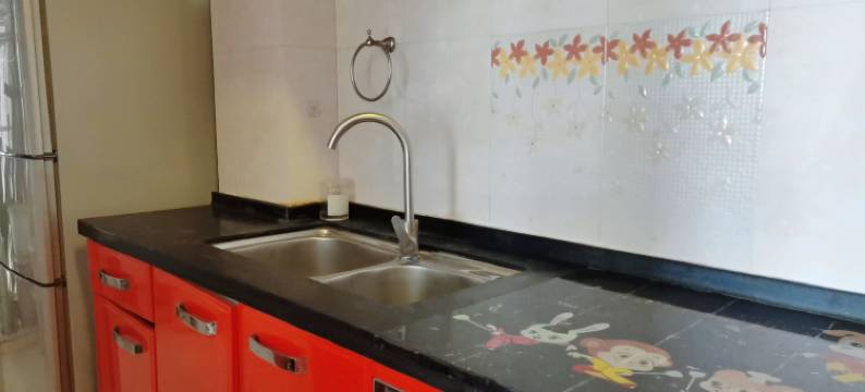 青春行女生青年民宿图片