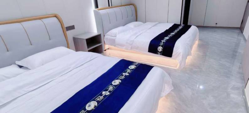 青岛璟柠酒店(台东步行街店)图片