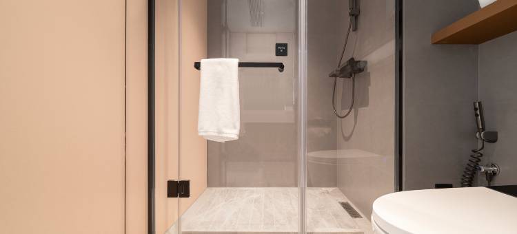 阿拉尔英阁坔酒店图片