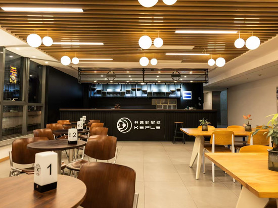 开普勒星球青年酒店(杭州武林广场宝善桥地铁站店)