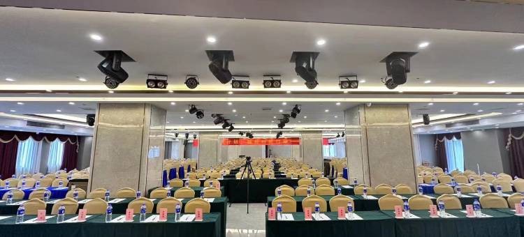 华威斯卡顿酒店(梅州五华水寨店)图片
