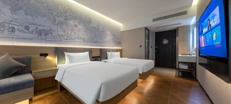 扬州V电竞酒店(职大店)图片