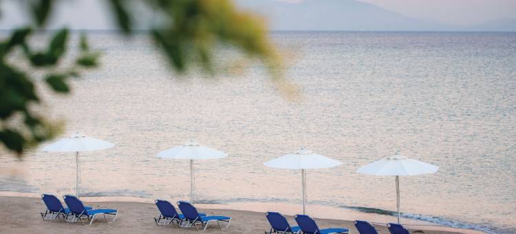 碧海蓝天沙滩酒店(Grand Blue Beach Hotel)图片
