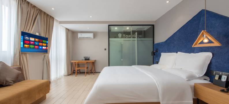 TOP Hotel首席设计师酒店(千灯湖度假区广佛电商城店)图片
