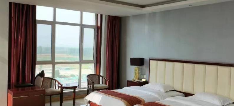 平山隆和大酒店图片