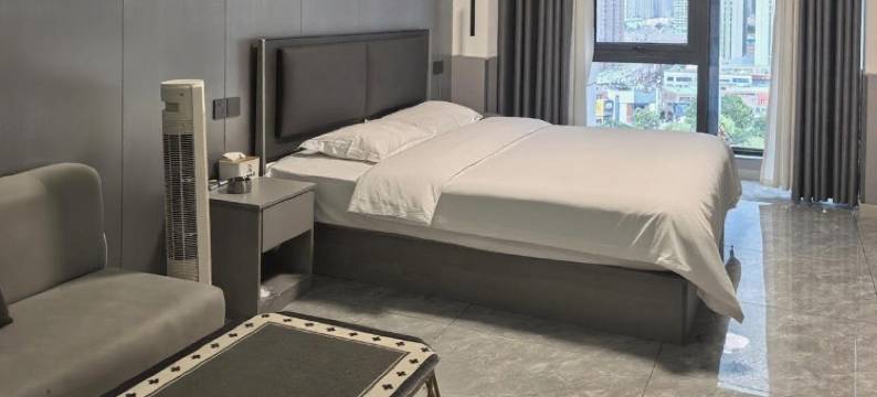 米朵酒店(宝龙广场店)图片