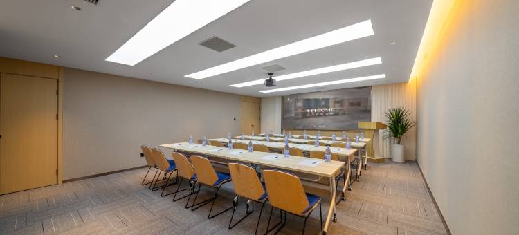 艺龙安悦酒店(上海航头浦乐汇广场店)图片