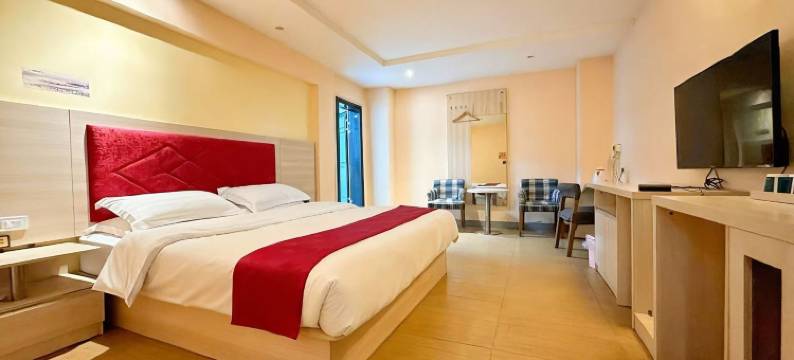 九天大酒店(威宁草海会展中心店)图片