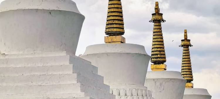 卓尼亨泰·洮水河畔｜Riverside·VIEW山水假日酒店图片