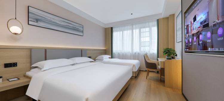 香橙云景酒店(信阳火车站天润广场店)图片