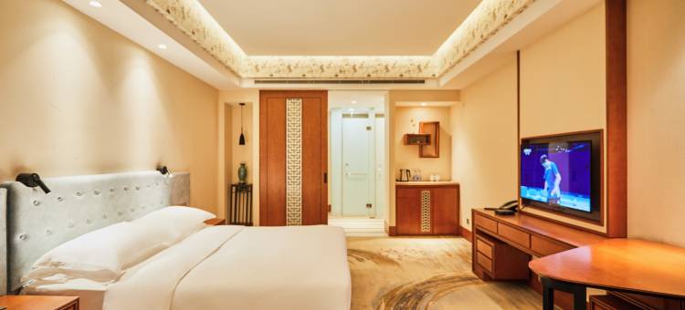 新闻悦海大酒店(菏泽火车站店)图片