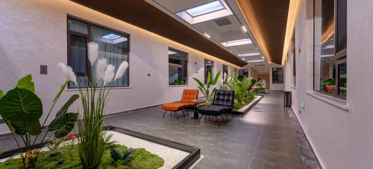 铂悦酒店(太原市尖草坪区草坪一中店)图片