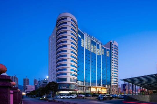 恒达酒店(达州达川区秦巴财富中心店)