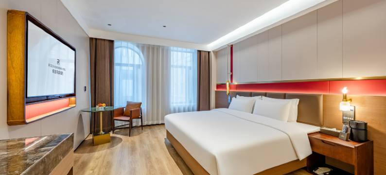 丽呈花盛酒店(哈尔滨中央大街防洪纪念塔店)图片