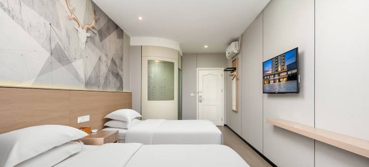 锐思特逸致酒店(南京河海大学佛城西路地铁站店)图片