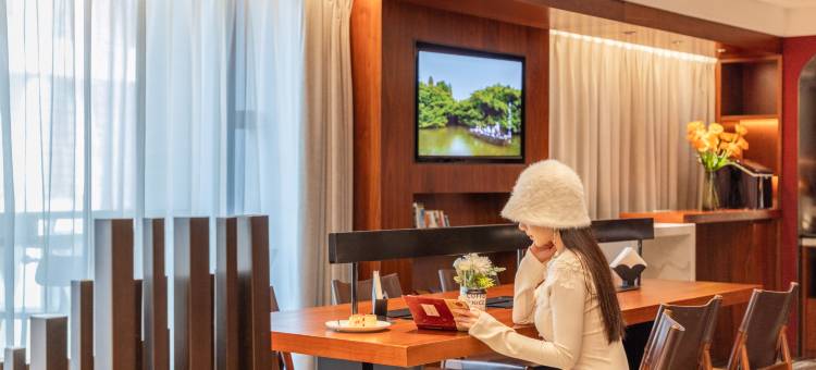 Grandnite Hotel·顾奈城市酒店(贵阳观山湖会展城金融城店)图片