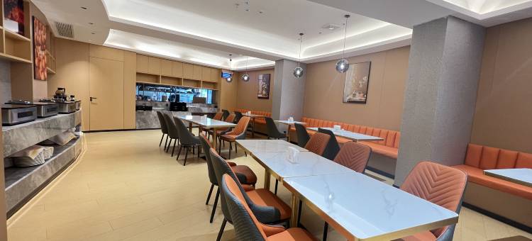 橙子·水晶酒店(遂川博物馆店)图片