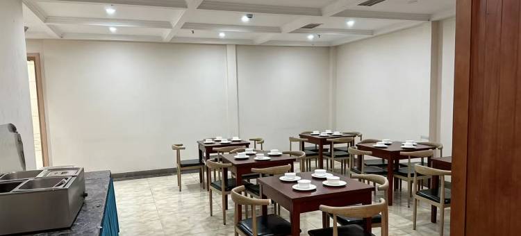 重庆景慕心悦江景酒店(解放碑洪崖洞店)图片