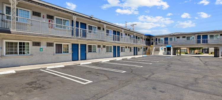 加利福尼亚州罗斯米德帕萨迪纳Studio 6(Studio 6 Rosemead, CA – Pasadena)图片
