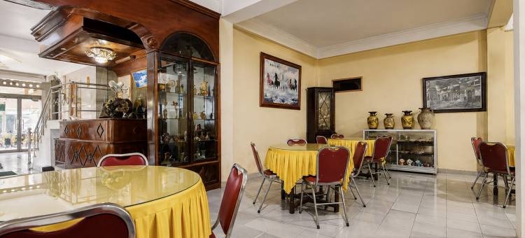 RS Awal Bros Sudirman O酒店(原名Flora酒店)(Hotel O near RS Awal Bros Sudirman formerly Flora Hotel)图片