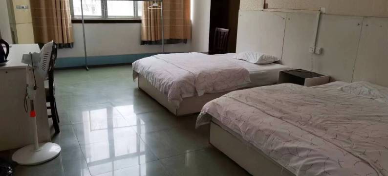 德保红山园大酒店图片