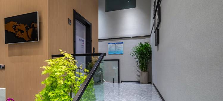 骏怡酒店(铜陵财富广场三中店)图片