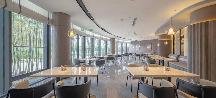 东营金融港康洋路亚朵酒店图片