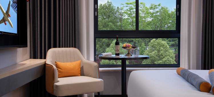 美漾·奢品酒店(麓谷科技园涧溏地铁站店)图片