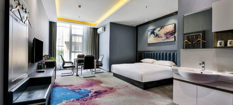 品冠酒店(赤峰政府南广场店)图片