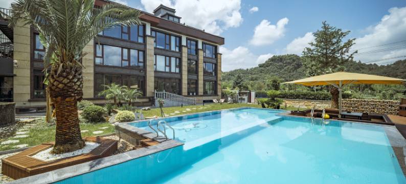 邸湖悦舍・瀑布无边泳池光影美宿(缙云仙都景区店)图片