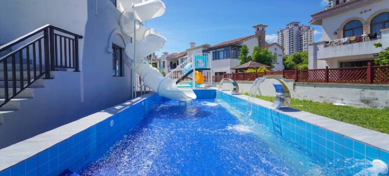 双月湾网红泳池别墅图片