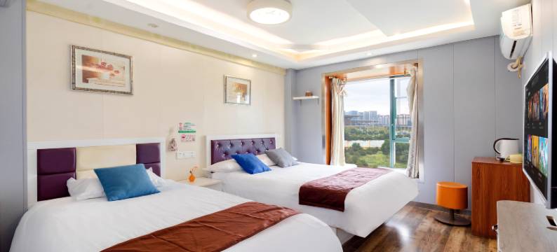 南京彩虹酒店(南京南站明发广场地铁站店)图片