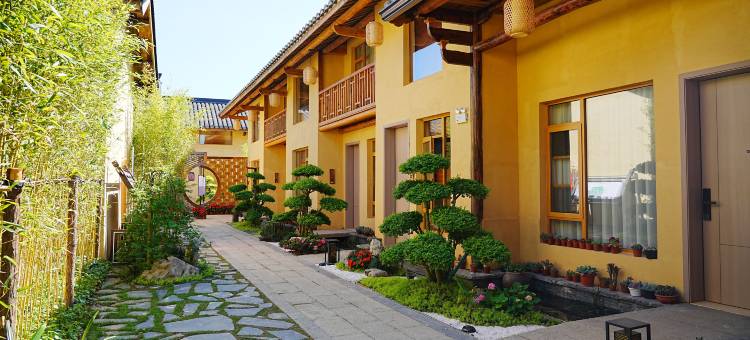 栗园·梨树下民宿(龙南高铁站店)图片