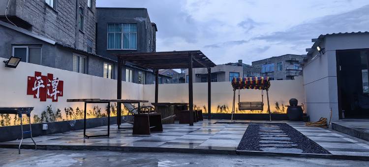 山海逸居·StoneHut忆屿美宿(蓝眼泪观赏点店)图片