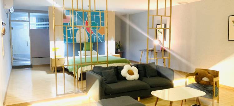 花瓣雨公寓(湛江渔人码头店)图片