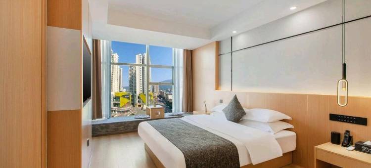 兰雅湾未来酒店 (雅安川农卓达广场店)图片