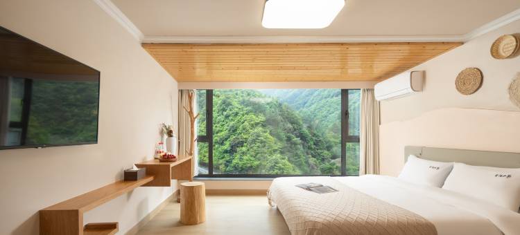 雲隐山野·听溪Viewing山林溯溪漂流避暑民宿(安吉浙北大峡谷店)图片