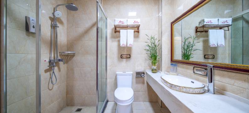 焉耆逸轩酒店(人民医院小吃街店)图片