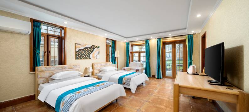 那拉提月亮河度假酒店图片