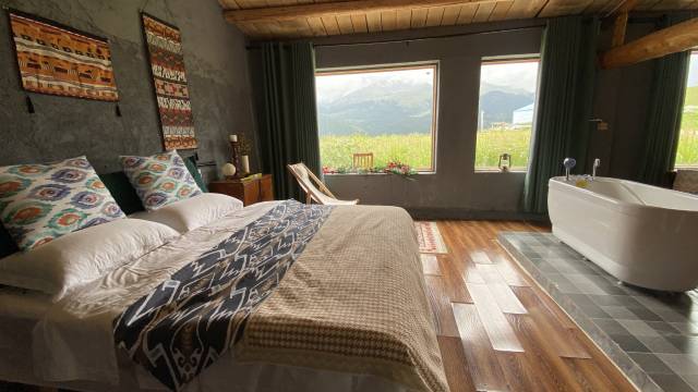 特克斯琼库什台尚隐山居民宿