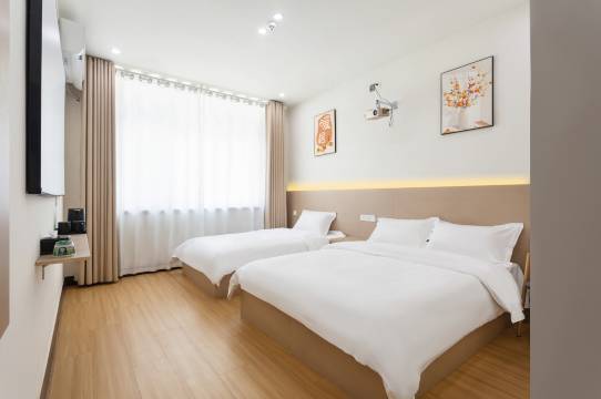 洛阳星光驿民宿(龙门石窟西北服务区店)