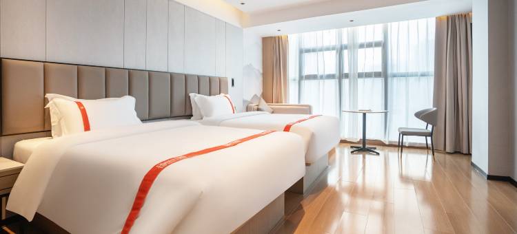 格林东方酒店(广西警察学院仙葫校区东方广场店)图片