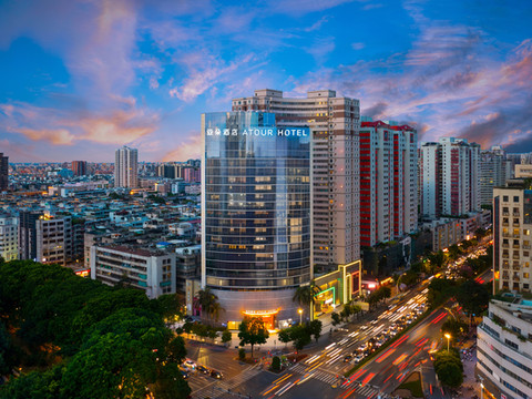 汕头万象城金砂东路亚朵酒店